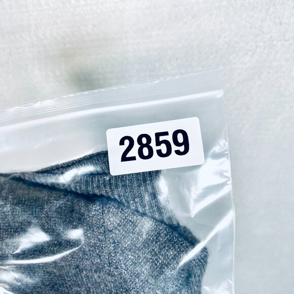 Halogen Cashmere Sweater Womens XL Gray Pullover Career Minimalist - Picture 11 of 11